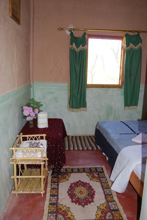 Hotel Cascades Dades Aït Ben Ali Chambre photo